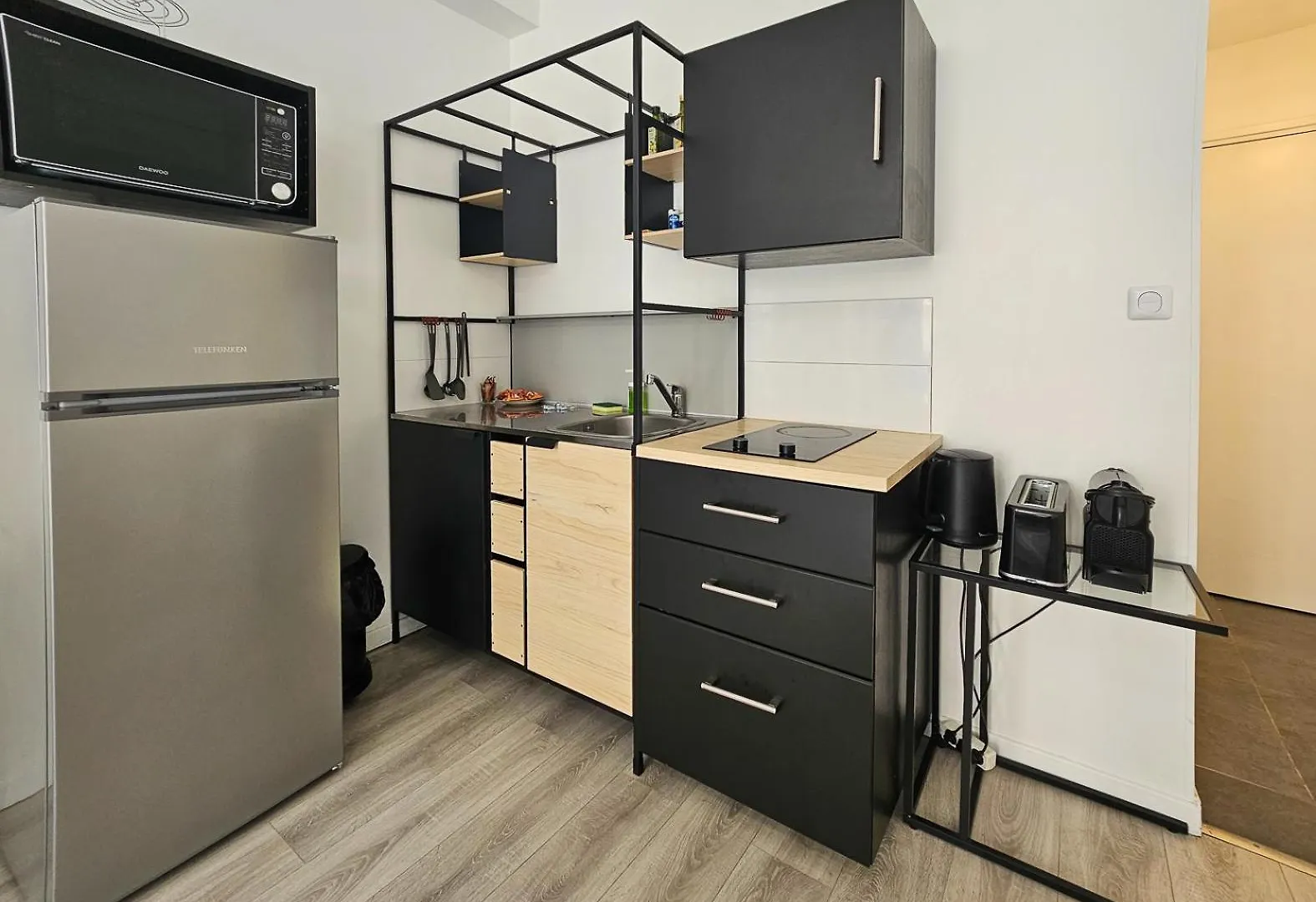 니스 Stella Monte 3 Ac Wifi 2 Pers 아파트